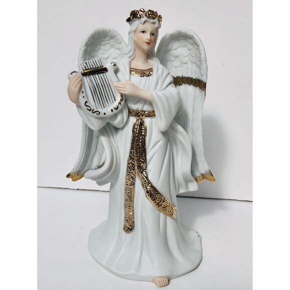 Vintage TRADITIONS Collectable PORCELAIN ANGEL 8.75 ". Gold Hand Painted Accents - Picture 1 of 9